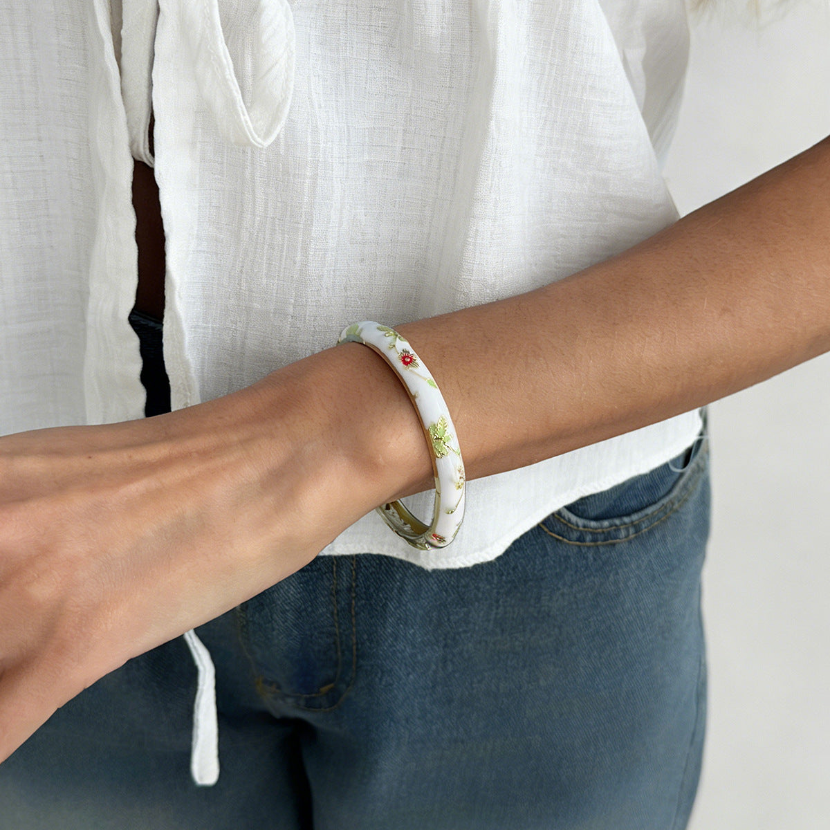 Planderful Vienna Verve Floral Opening Bracelet For Women Pastel Color Dripping Oil Style Elegant Metal Jewelry
