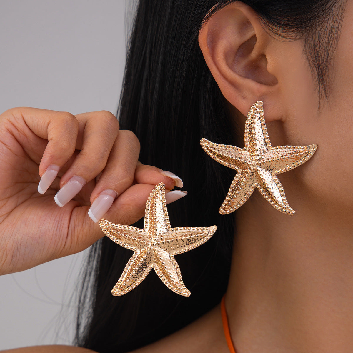 Planderful Vienna Verve Starfish Stud Earrings – Versatile Ocean-Inspired Design