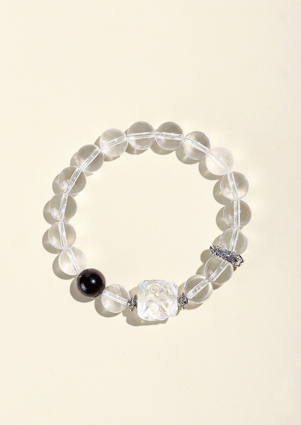 Planderful Fortune's Favor Bracelet – Elegant Crystal Lion Design
