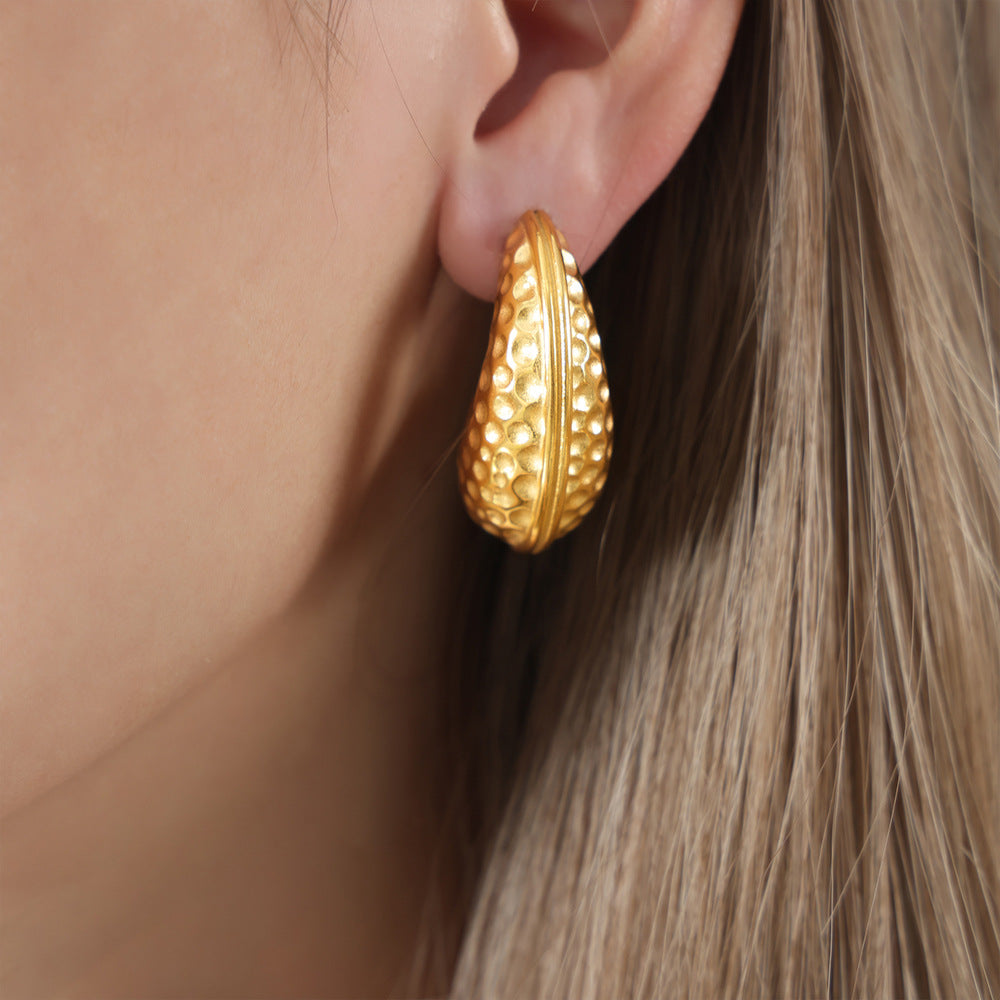 Golden Cashew Nut Earrings - Exquisite French Design for Women