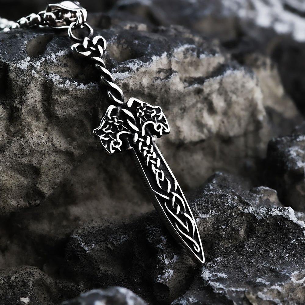 European And American Retro Men's Pendant Longsword Necklace