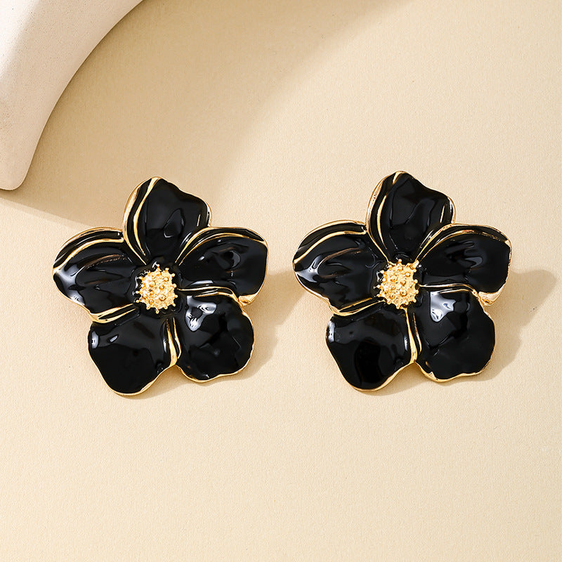 Planderful Vienna Verve Earrings – Stylish Exaggerated Floral Design