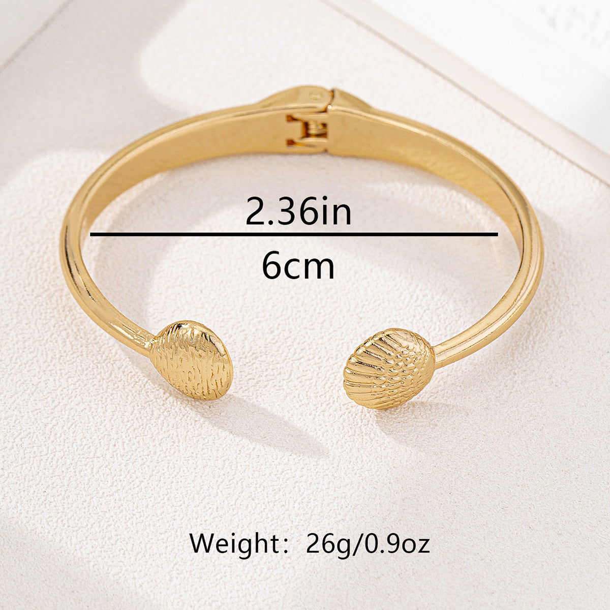 Planderful Vienna Verve Shell Metal Bracelet – Stylish Summer Accessory