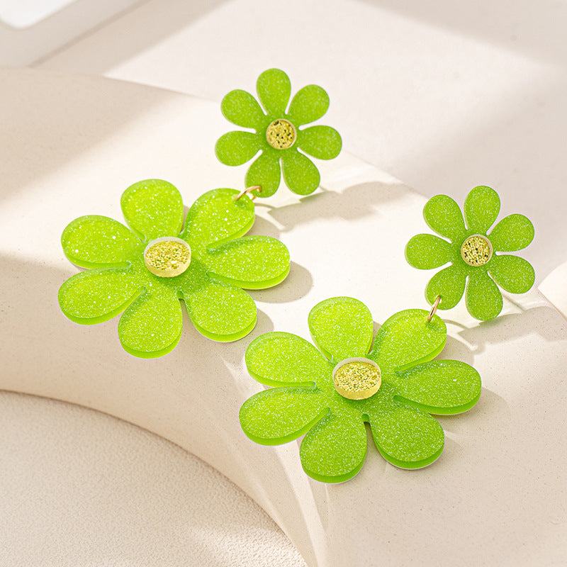 Planderful Vienna Verve Earrings – Stylish Acrylic Flower Design