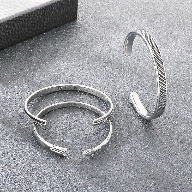 Antique Arrow Open Bracelet – Leaf Pattern Mesh Titanium Steel Men's Bracelet