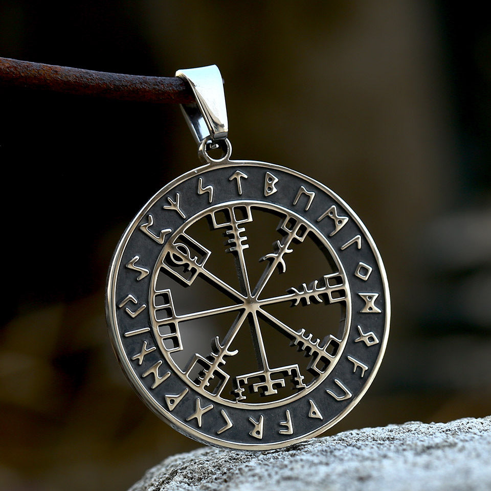 Titanium Steel Nordic Viking Compass Pendant for Men - Retro European and American Style Jewelry