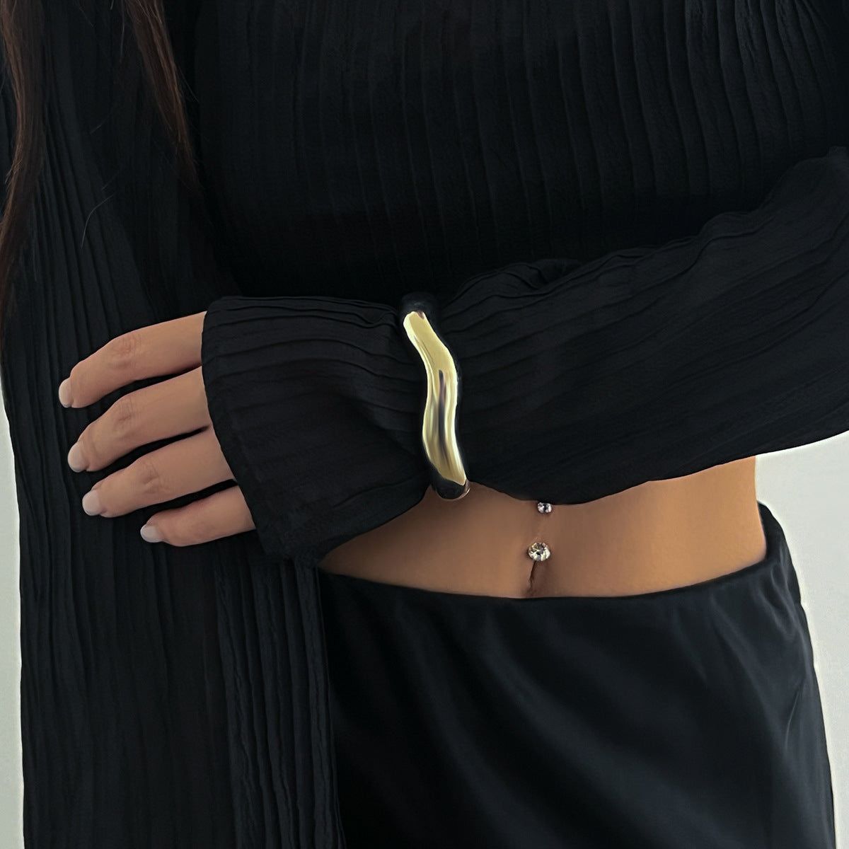 Planderful Vienna Verve Punk Style Heavy Metal Bracelet Bold Curved Wavy Opening For Rebels