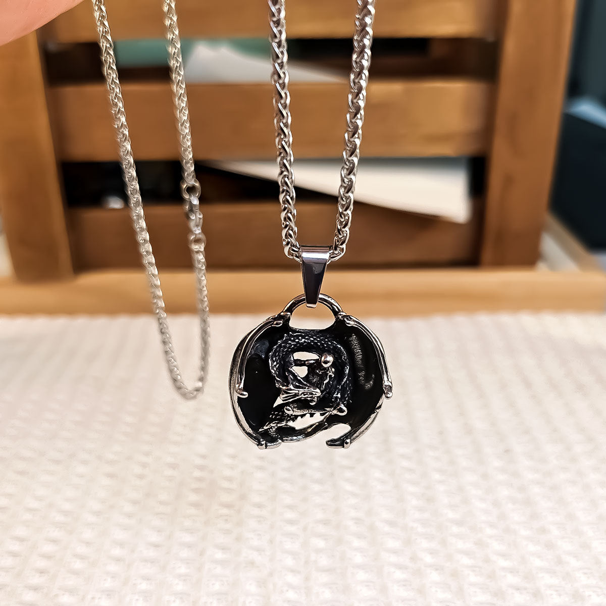 Design Dragon Mother Game Muse Like Necklace Men's Stainless Steel Pendant