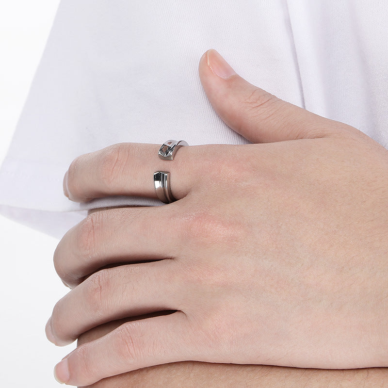 Planderful Mens Ring Gold Plated Stainless V Slot Opening