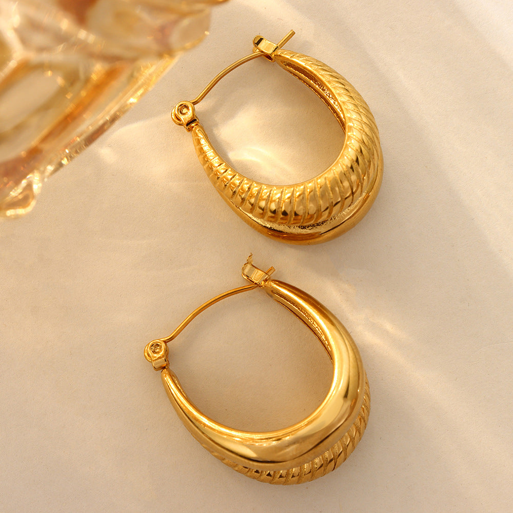 Exaggerated Geometric Gold-Plated U-Shaped Earrings with Twill Detail