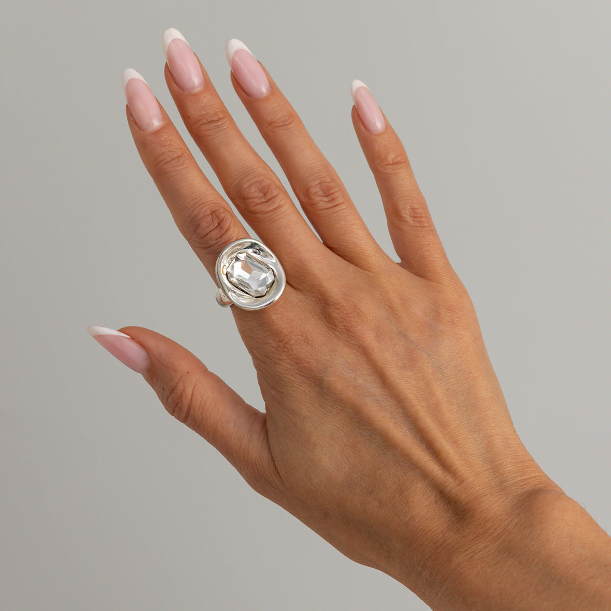 Planderful Vienna Verve Zircon Ring For Women Elegant Cross Design Silver Geometric Statement Jewelry