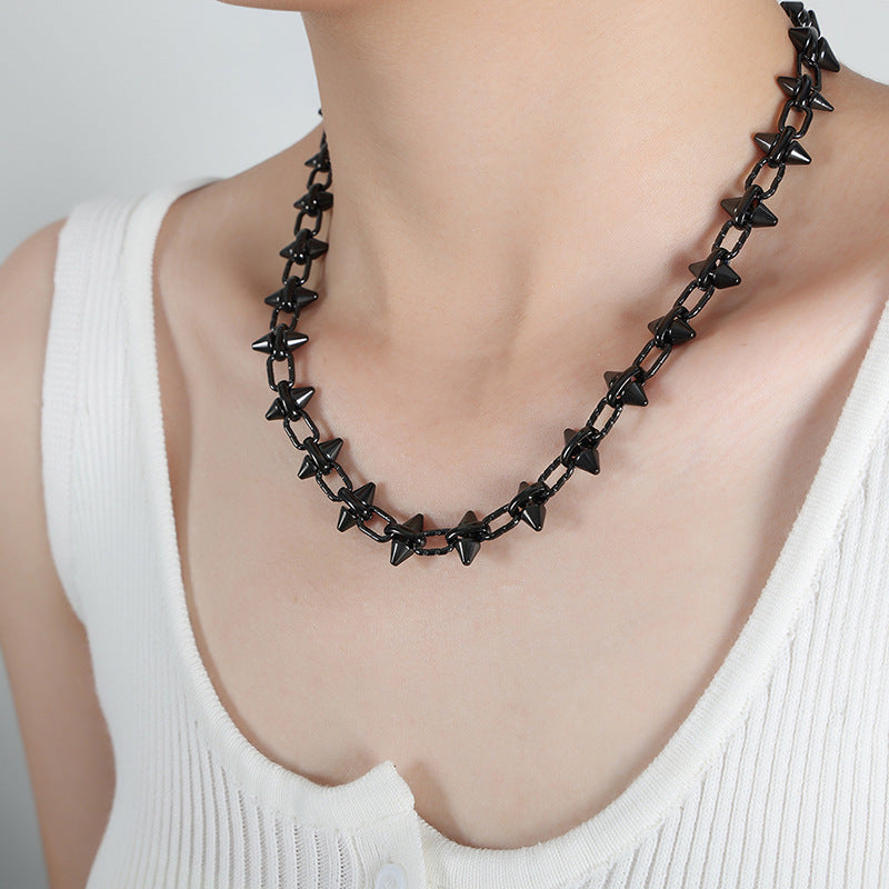 Urban Chic Titanium Necklace with Geometric Diamond Pendant