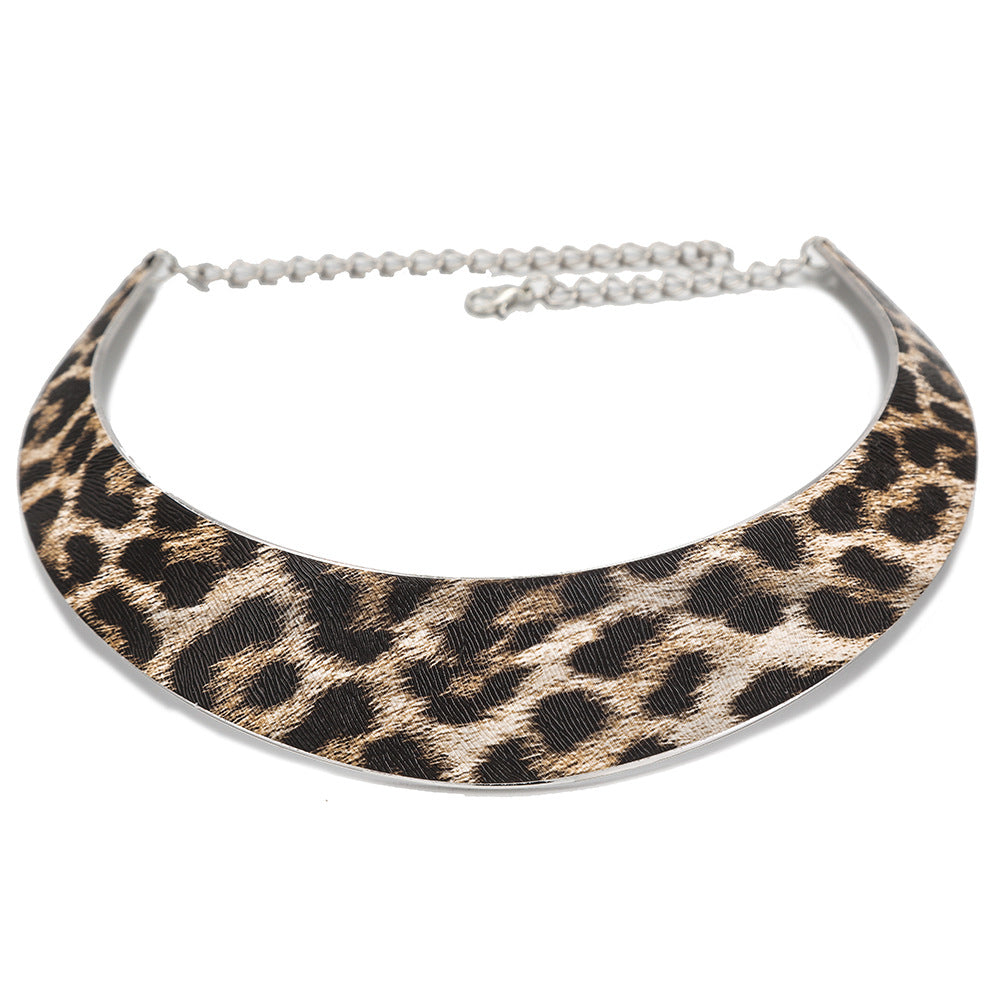 Planderful Savanna Rhythms Necklace – Eye-Catching Leopard Print Design