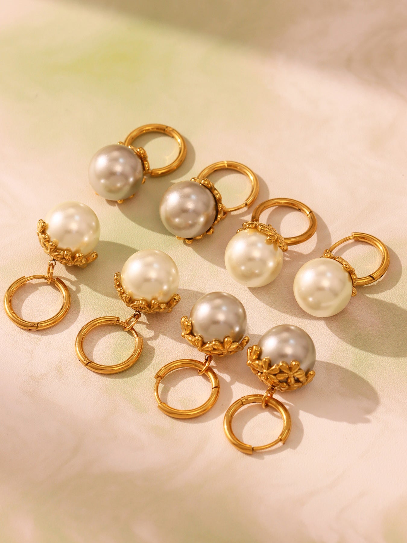 Planderful Seamless Bead Flower Earrings 18K Gold Women