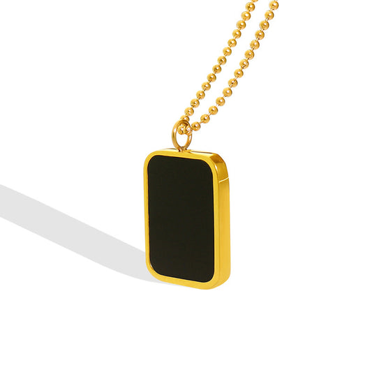 European and American Vintage Inspired Black Shell Pendant Necklace with 18K Gold Accents