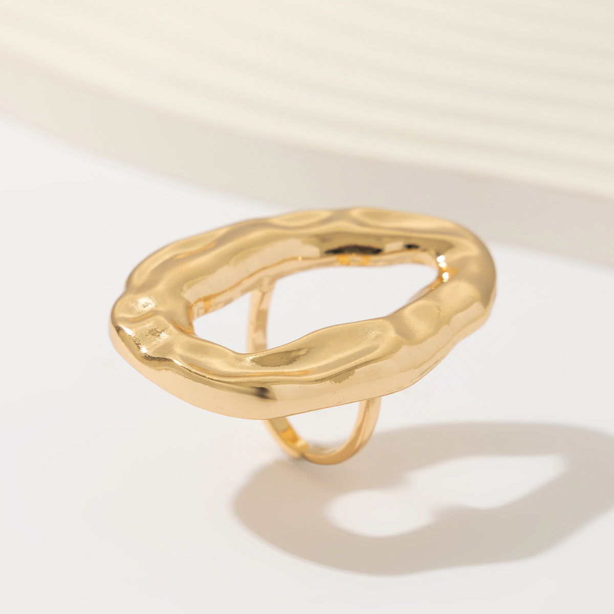 Planderful Vienna Verve Ring – Irregular Floral Design