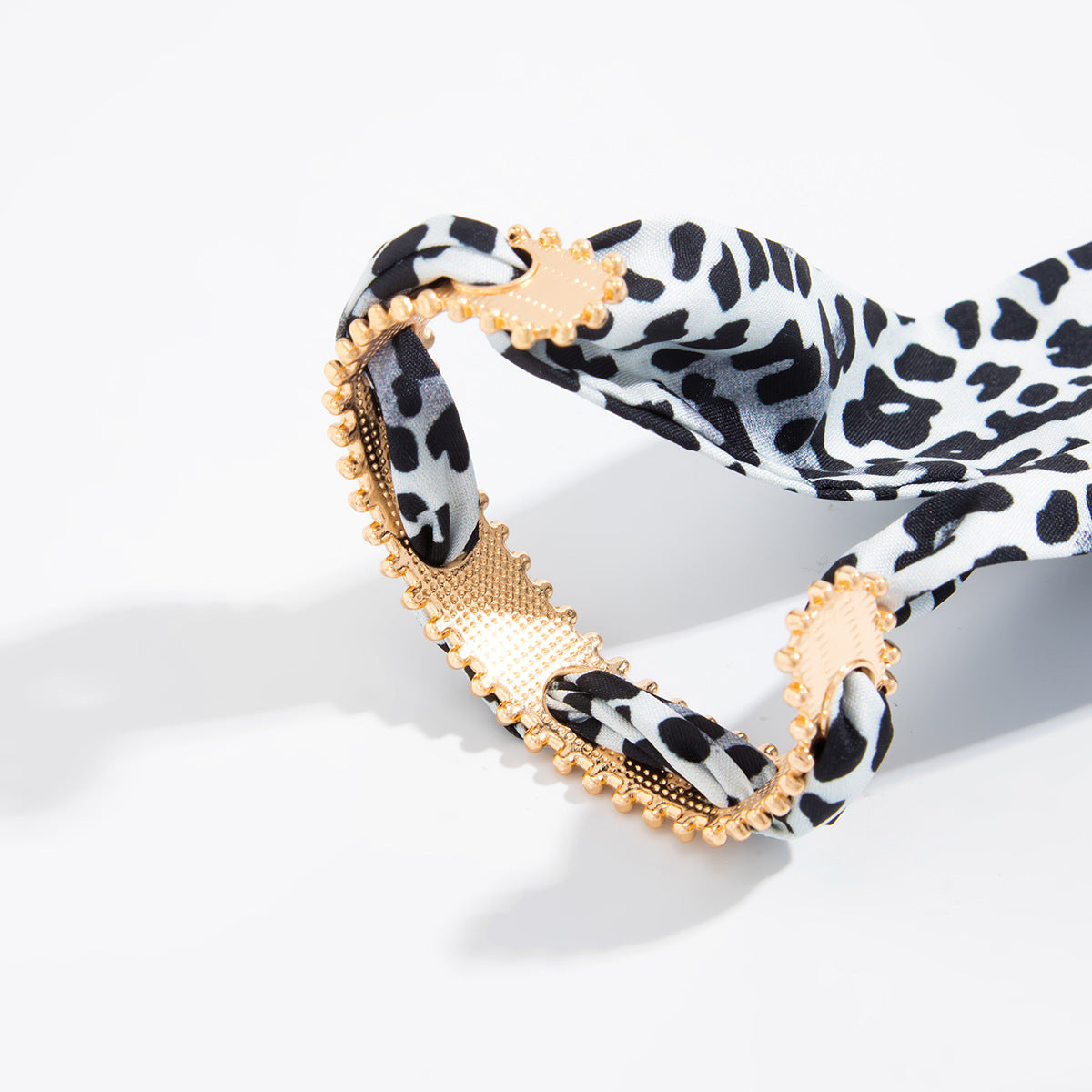 Planderful Collection Vienna Verve Bracelet For Women Hammer Pattern Wide Surface Opening Leopard Print Silk Scarf