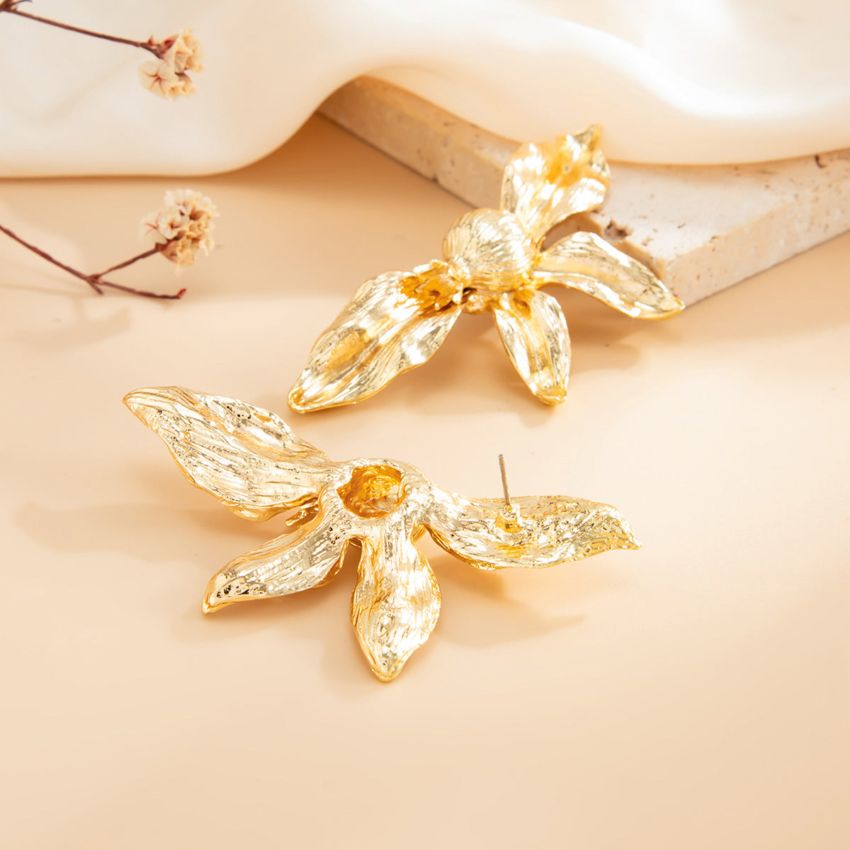 Planderful 3D Floral Stud Earrings Vienna Verve For Women Chic Statement Jewelry