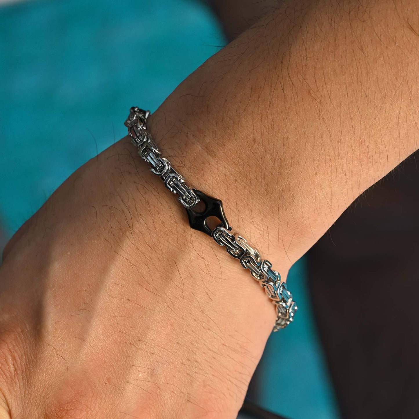 Planderful Stainless Steel Byzantine Chain Bracelet for Men