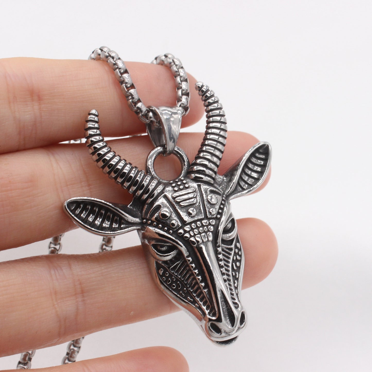 Planderful Jewelry Sheep Head Pendant Titanium Steel Mens