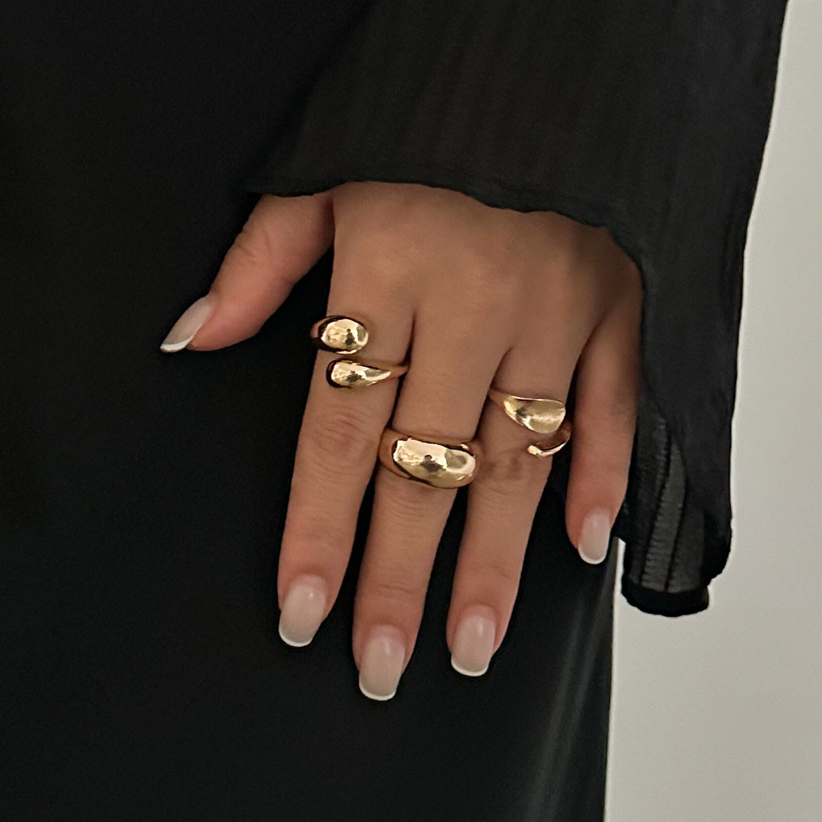 Planderful Vienna Verve Ring Set – Exaggerated Baroque Design