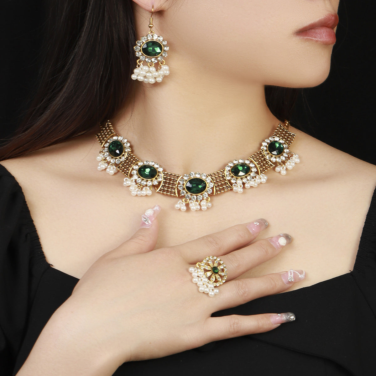 Savanna Rhythms Alloy Jewelry Set with Tassels and Rhinestones