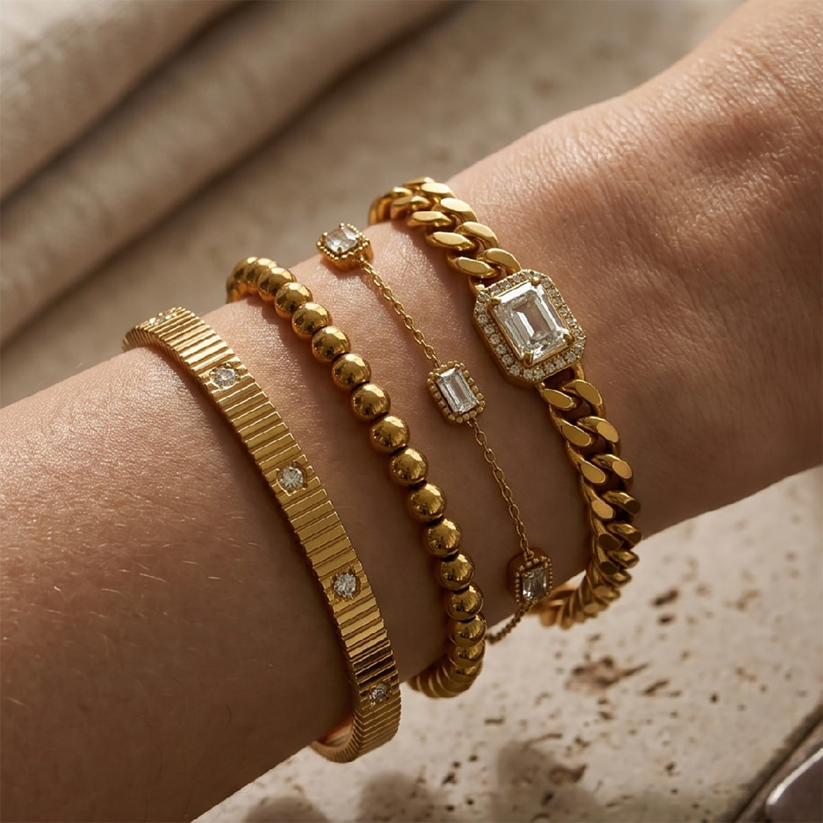Stainless Steel Vertical Pattern Inlaid Zircon Bracelet Slightly Inlaid Zircon Square Gemstone