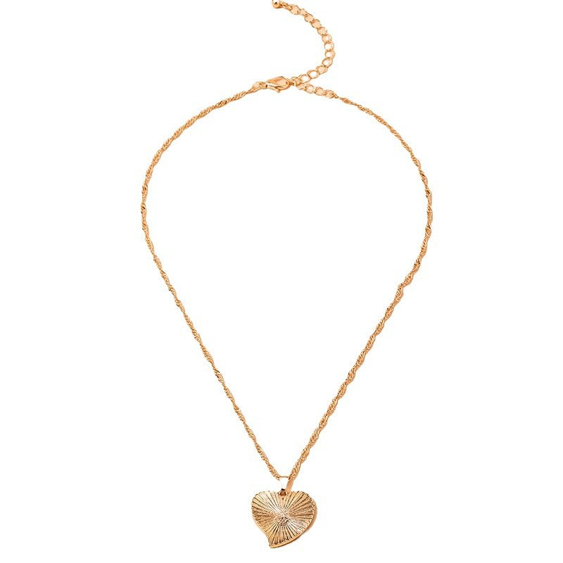 Wholesale European Retro Charm Necklace with Love Pendant