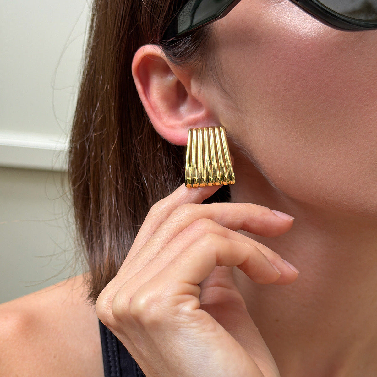 Planderful Stainless Steel Earrings With Glossy Vertical Pattern Geometric Texture For Modern Women