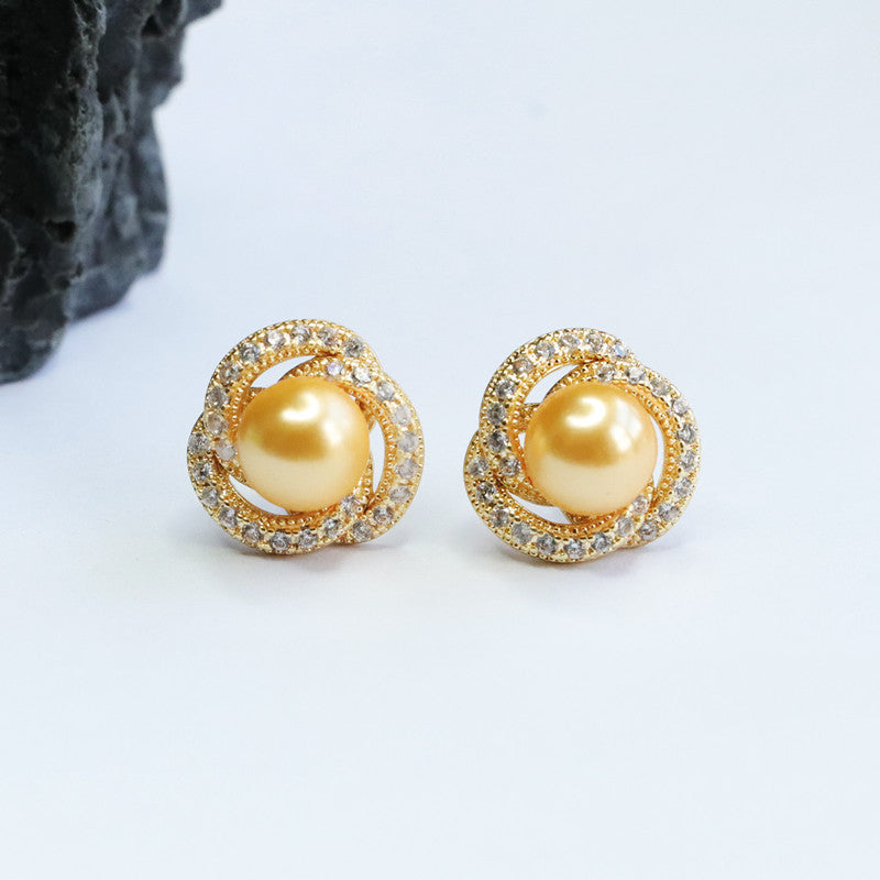 Champagne Shell Pearl Nest Stud Earrings