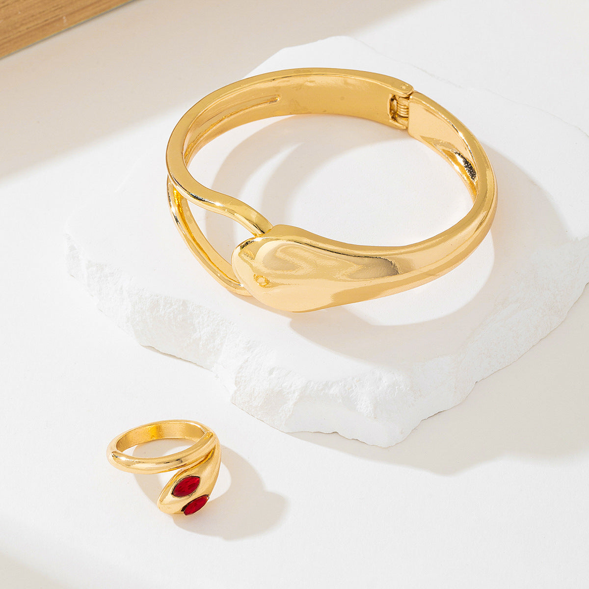 Planderful Vienna Verve Jewelry Set – European and American Fashion Design