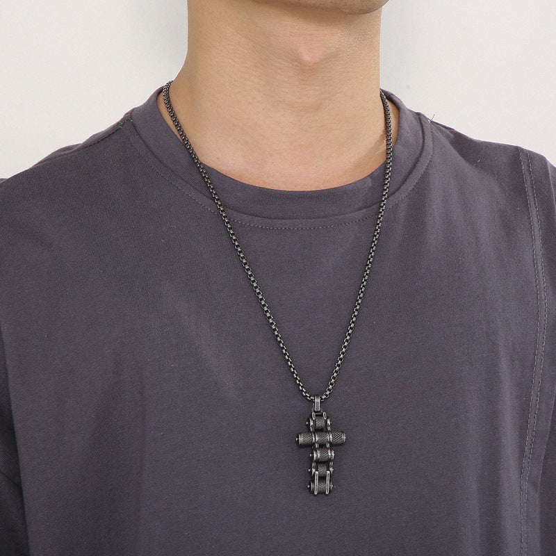 Creative Bicycle Chain Cross Pendant, Retro Hip-Hop Nightclub Men's Titanium Steel Square Pearl Necklace
