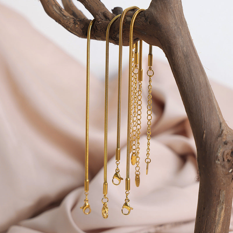 Luxurious 18K Gold Plated Titanium Bracelet for Women