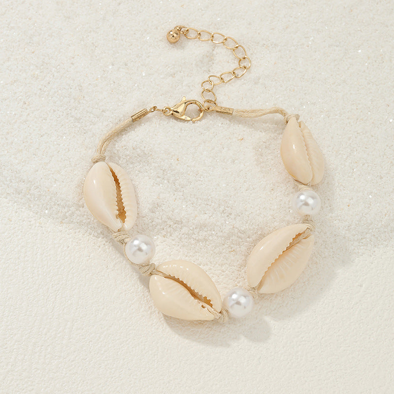 Shell Pearl Vienna Verve Bracelet - Elegant and Unique Handcrafted Jewelry for Women