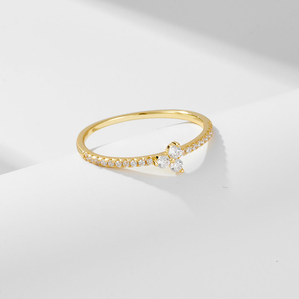Clover Zircon Thin Silver Ring