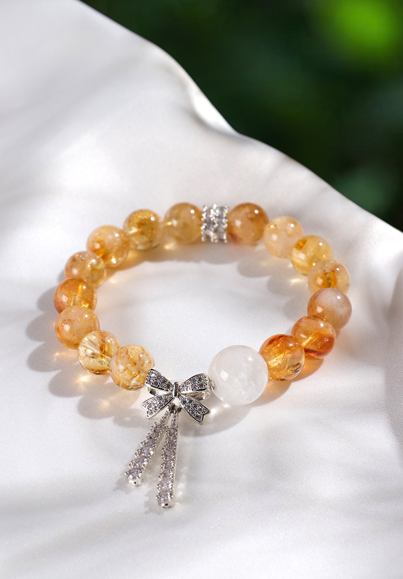 Planderful Fortune's Favor Bracelet – Elegant Crystal Beaded Design