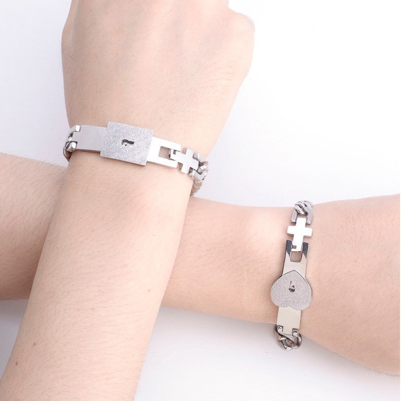 Planderful Premium Stainless Steel Couple Bracelet Concentric Lock Key Design for Couples