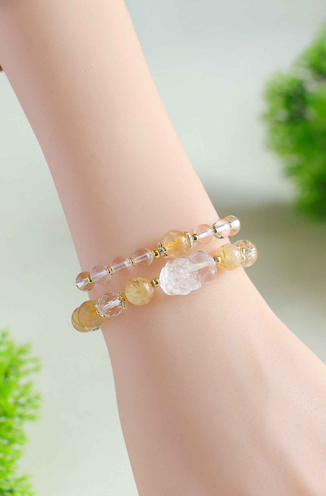 Planderful Fortune's Favor Bracelet – Fresh and Sweet Crystal Stacked Design
