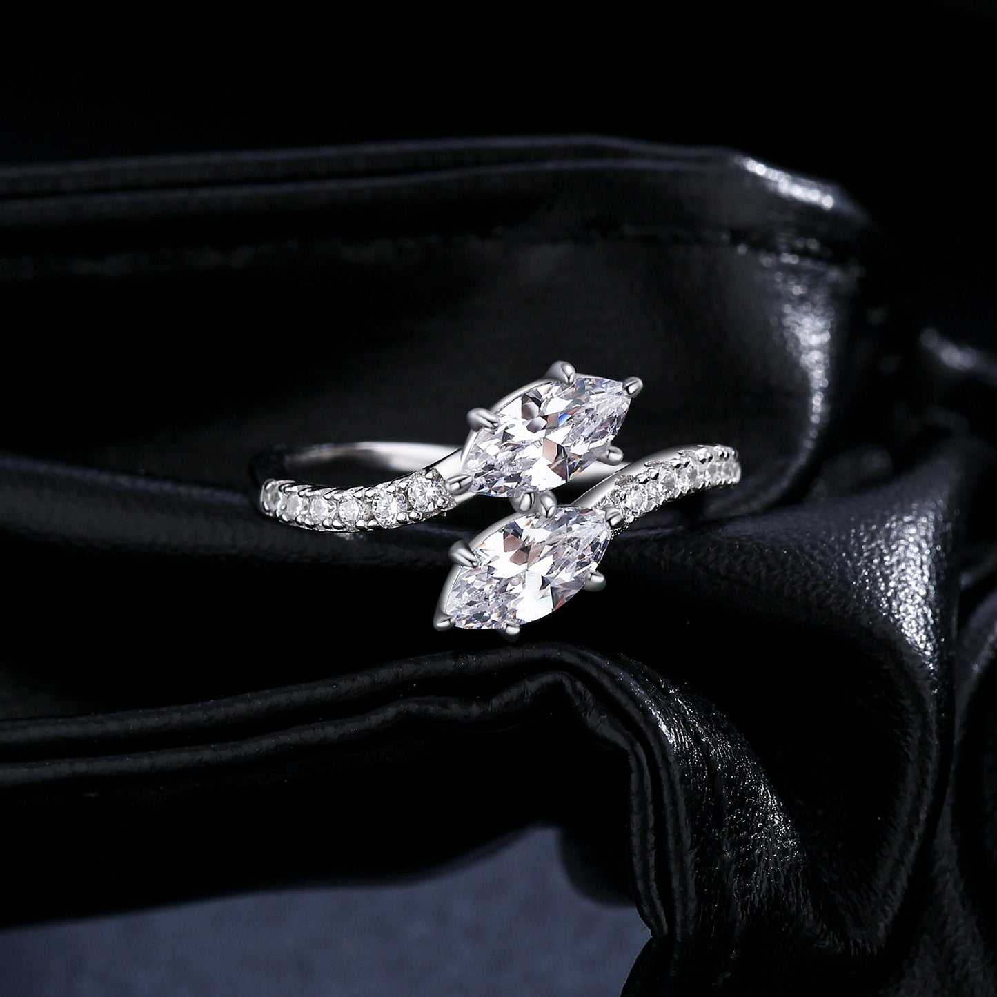 Planderful Everyday Genie Zircon Snake Ring – Unique Frigid Style Design