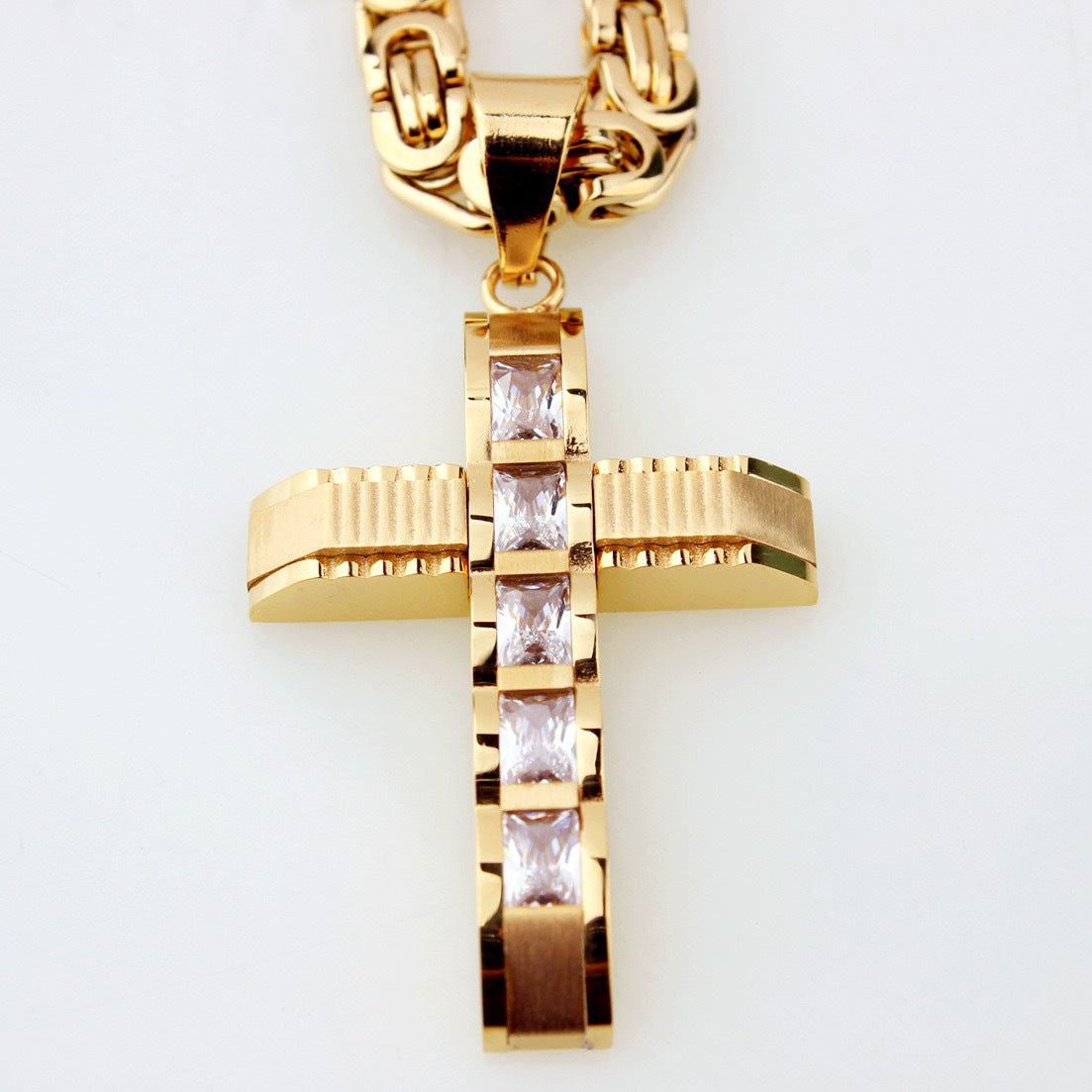 Planderful Everyday Genie Unisex Cross Pendant Necklace Durable Titanium Stainless Steel