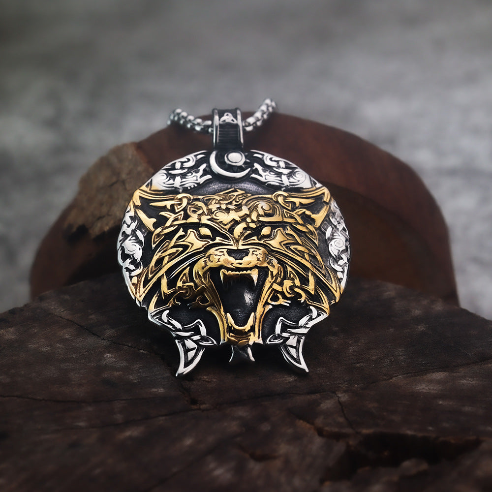 European and American Style Retro Two-Color Wolf Head Pendant