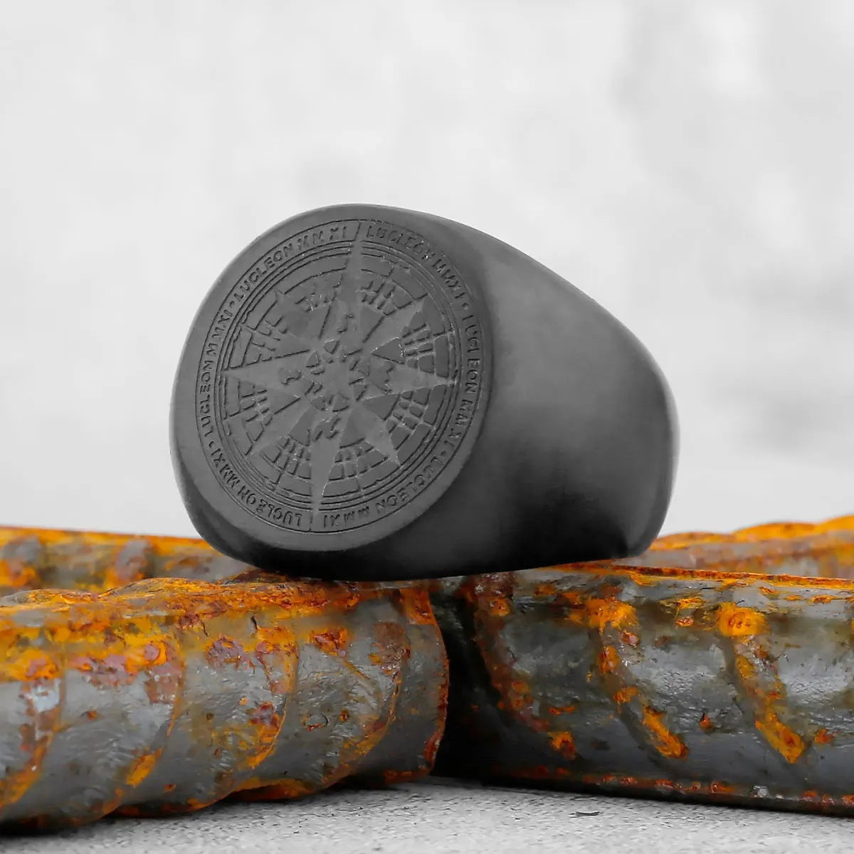 Planderful Everyday Genie Stainless Steel Compass Ring For Men Personalized Retro Vintage Jewelry