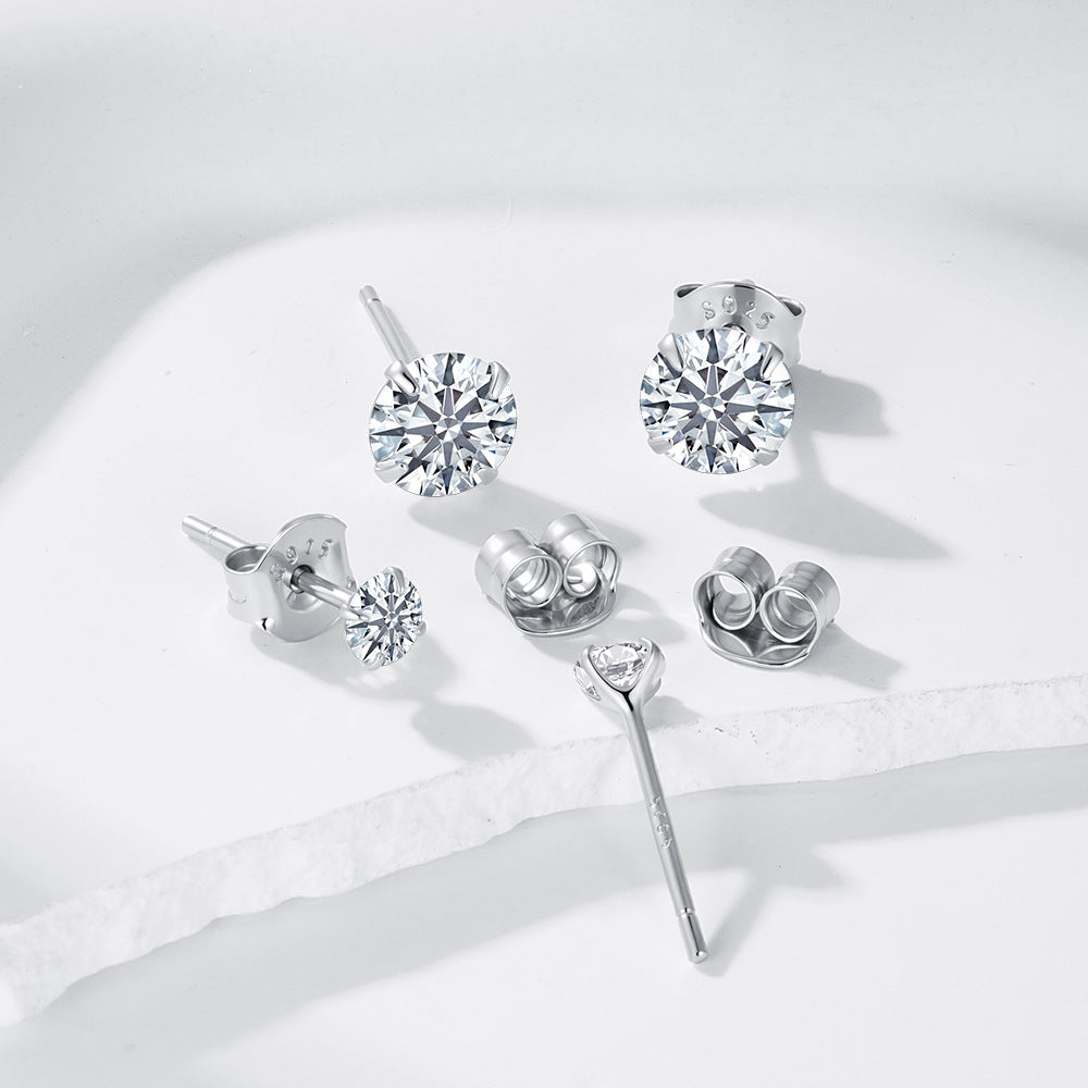S925 Sterling Silver Classic Four-Claw Moissanite Stud Earrings Daily Commuting Earrings