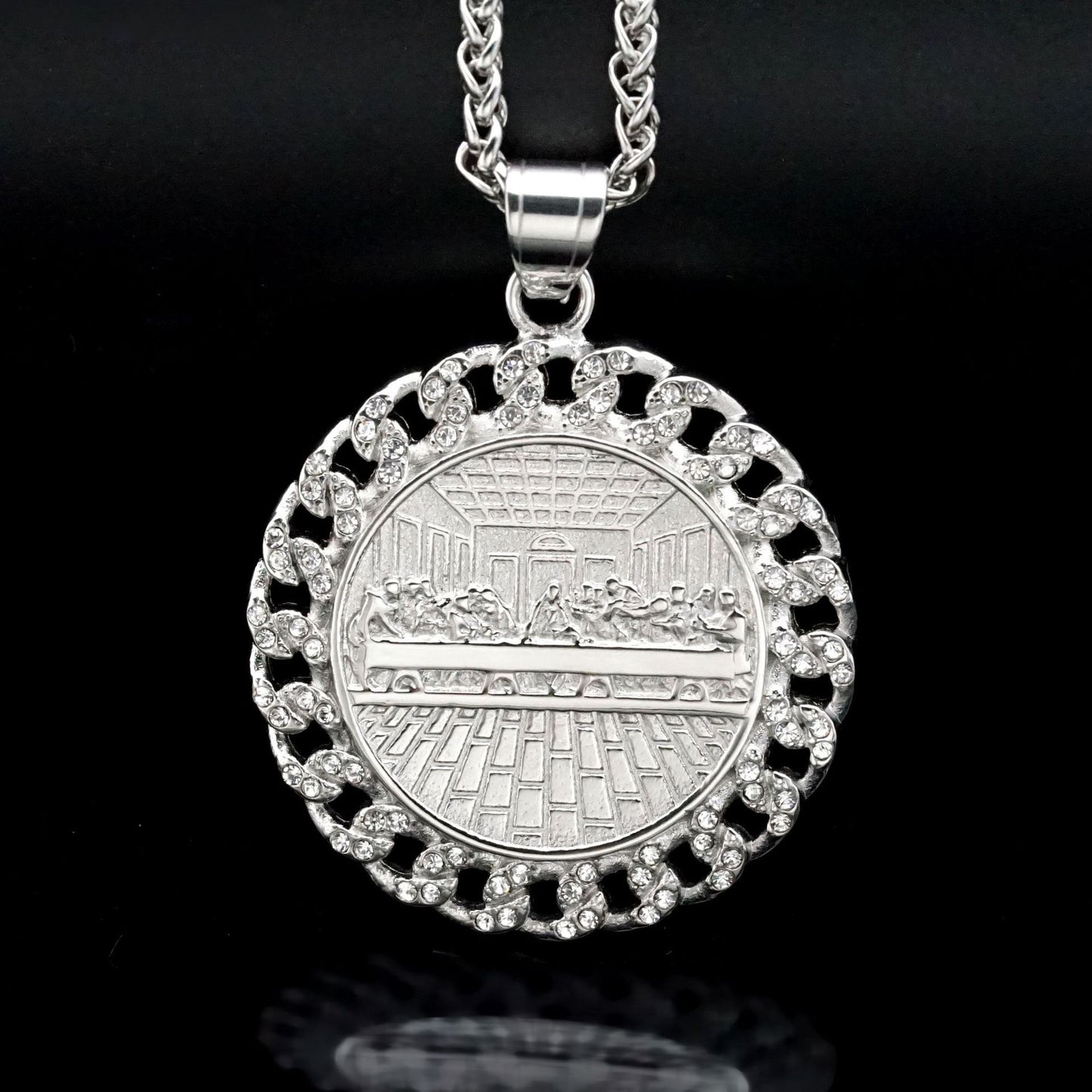 Planderful Last Supper Pendant Necklace Stainless Steel Gold Plated Zircon for Unisex Timeless Iconic Protection
