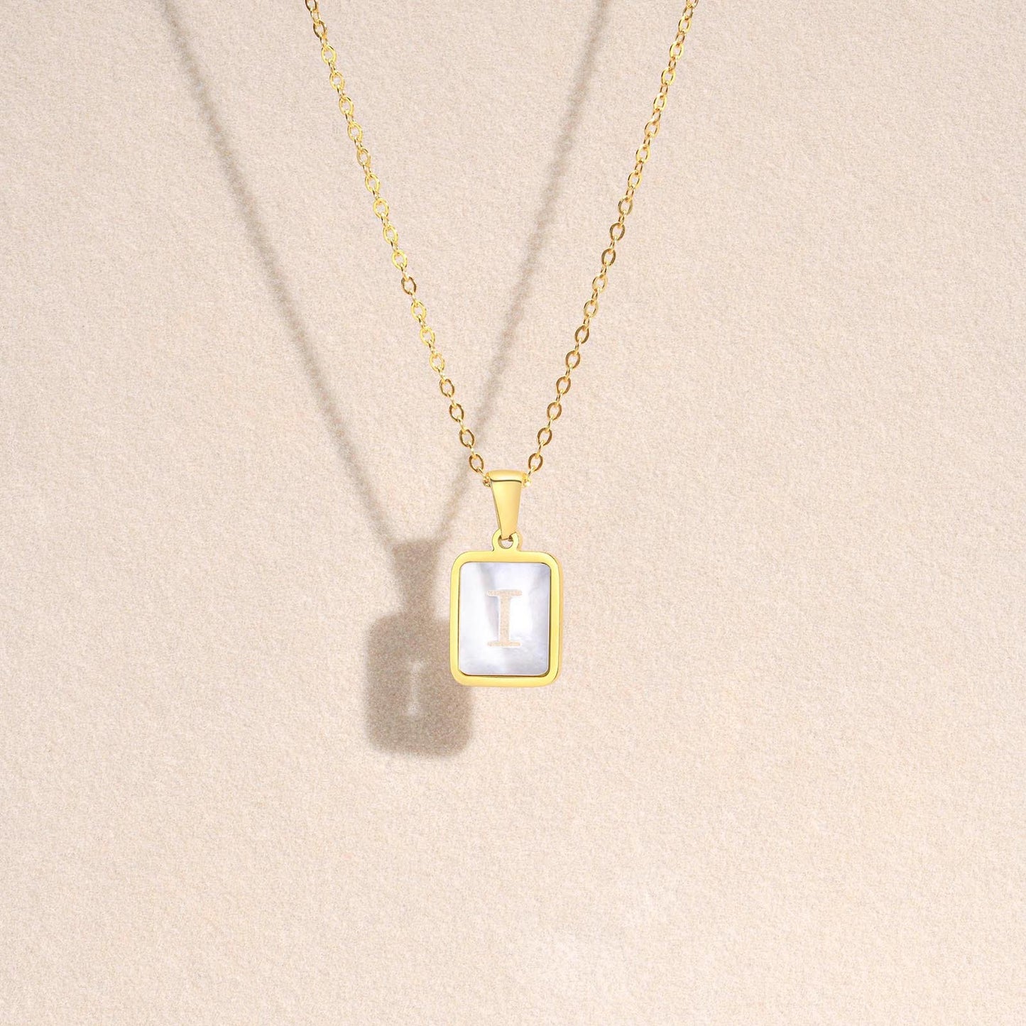 European And American Jewelry Shell Square Pendant Necklace