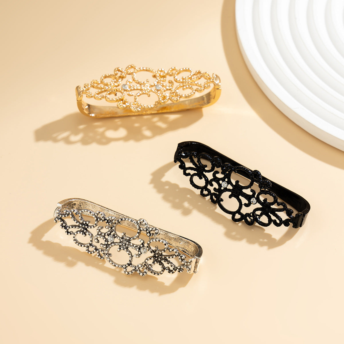 Planderful Gothic Hollow Lace Bracelet For Women Dark Vintage Lace Flower Statement Vienna Verve