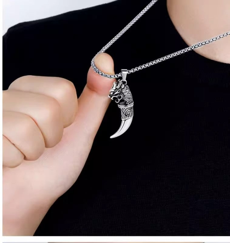 Planderful Wolf Tooth Pendant Necklace Stainless Steel