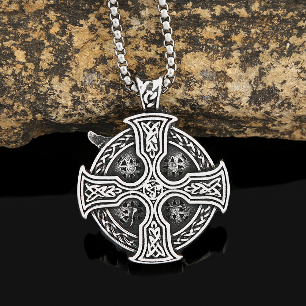 European And American Retro Viking Odin Crow Pendant Necklace