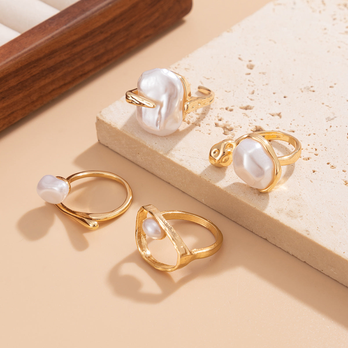 Planderful Imitation Pearl Ring Retro Baroque Statement Jewelry For Women Elegant Vintage Inspired