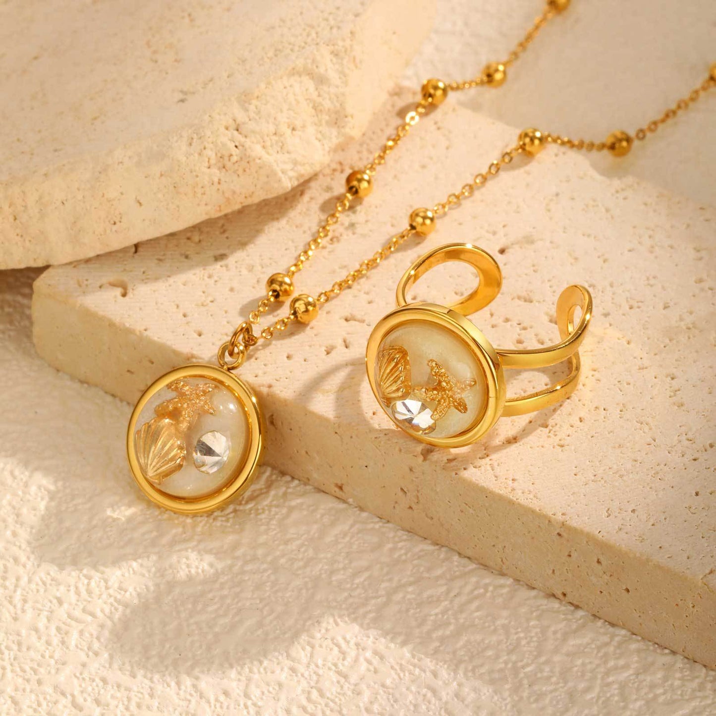 Summer Seaside Leisure Vacation Wind Ocean Wind Stainless Steel Bead Chain Resin Round Necklace
